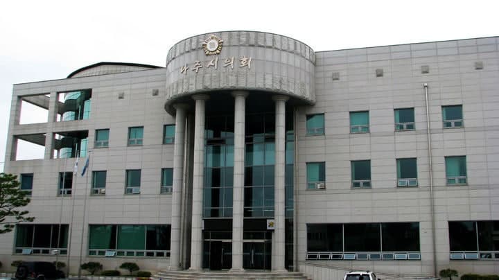 "의장 선출에 돈 봉투 오갔다"…나주시의원 2명 기소, 7명은 무혐의