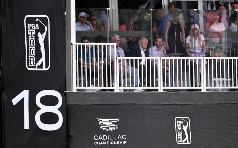 트럼프 소유 도럴 골프장, 10년 만에 PGA 투어 개최… 온 가족 총출동