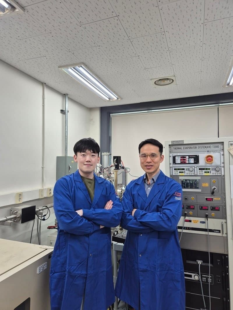 “빛이 곧 열쇠” KAIST, 복제 불가능한 신개념 홀로그램 개발 성공