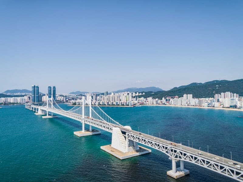 "둘만 낳아도 반값" 부산시, 15일부터 2자녀 가정 광안대교 통행료 50% 감면