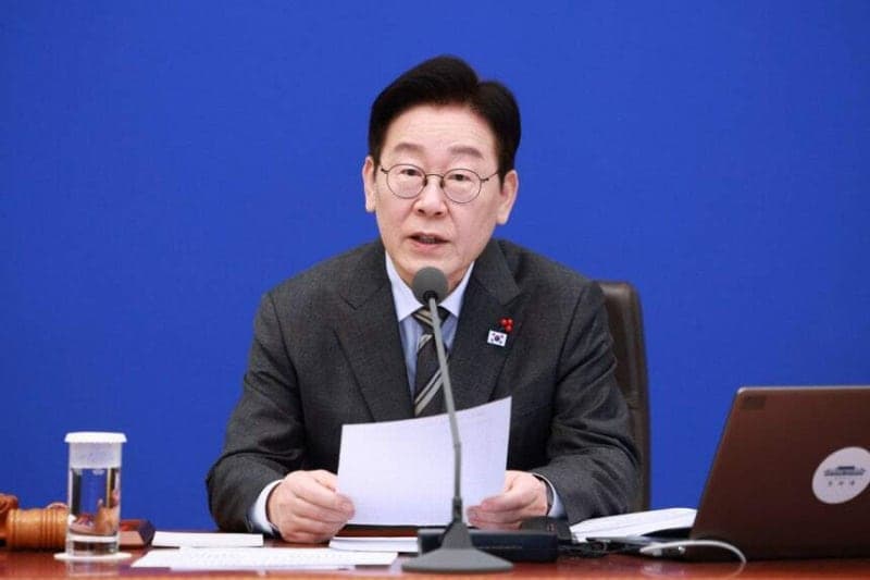 이 대통령 지지율 59.5%, 8주 만에 50%대로 하락…민주 48.6% 국힘 31.6%