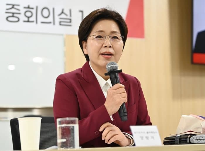 추미애 "원팀" vs 양향자 "경제" vs 조응천 "법치", 경기지사 레이스 돌입…"법 기술자와 산업 전문가 대결"