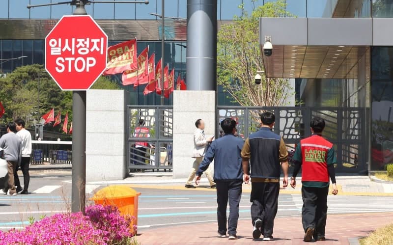 삼성바이오 노조, 파업 닷새째 마치고 "내일부터 무기한 준법투쟁" 전환