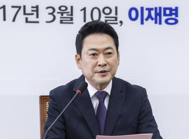 장동혁 "이재명, '독재 가이드북' 쓰는 중…'셀프 공소취소'는 범죄"