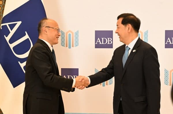 ADB "중동 충격에 韓 성장률 0.9%p 하락 압력…반도체 호황이 버팀목"