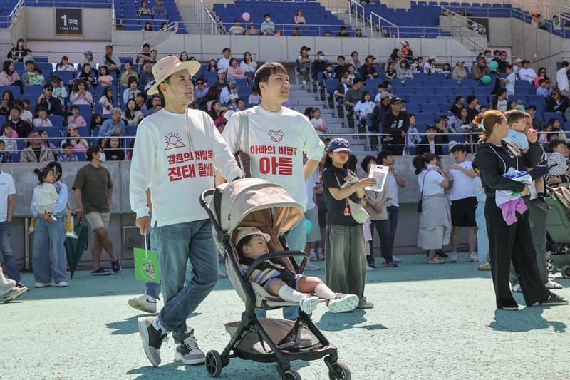 김진태, 아들·손주와 어린이날 동행 "3대가 행복한 강원 만들 것"
