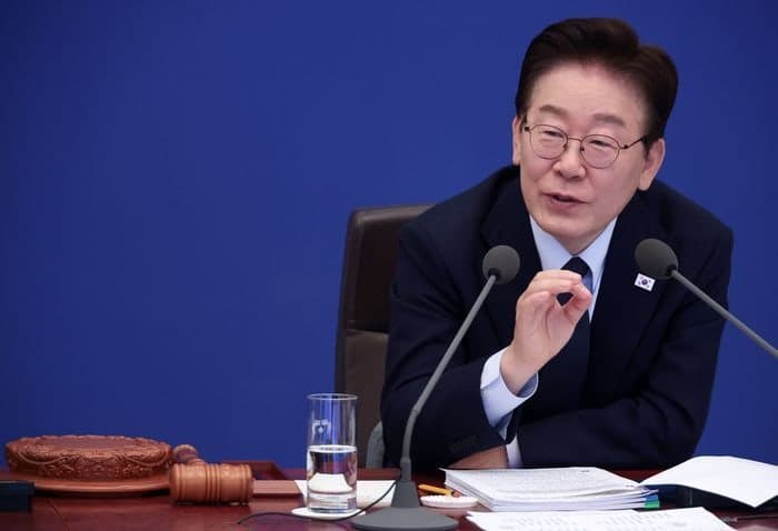 이재명 대통령, "부동산 불패 신화 없다" 정상화 강조