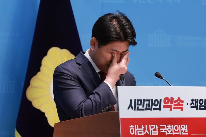 이용, 하남갑 보선 출마 "尹정권 과오 사과"