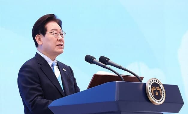 李대통령, "산불 카르텔" 구조적 부정비리 장기간 방치…근본대책 수립·문책 지시