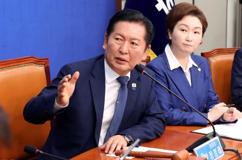 정청래 "李대통령 국정 신뢰·부동산 안정 효과가 코스피 7200 돌파 끌어올려"