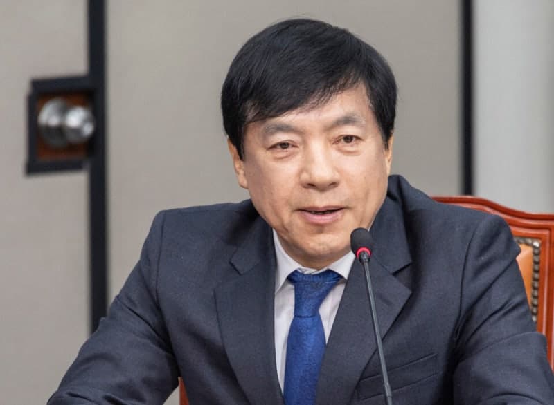 '김학의 수사 외압 무죄' 이성윤 의원, 763만원 형사보상 받는다