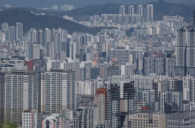 李대통령 "부동산 불패 신화는 없다"…전문가·중개사 엇갈린 전망 속 시장 불확실성 증폭