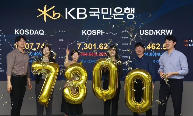 코스피, 7000 돌파 이어 7300까지 단숨에 돌파…'26만전자·150만닉스' 시대 열렸다
