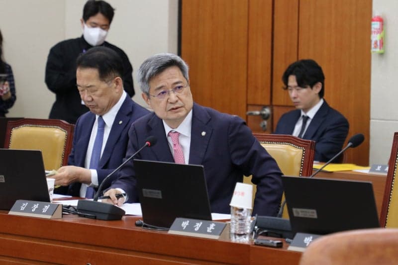 "선거철 허위정보 차단"…김장겸, 플랫폼 책임 강화 토론회 개최