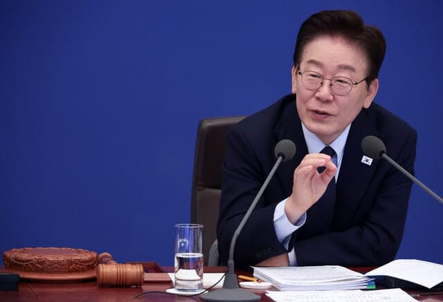 이재명 대통령 "금융기관, 돈 버는 게 존립 목적 자체가 문제…포용금융은 의무"