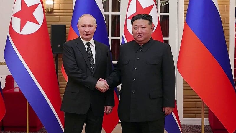 "러 북한 대사관 인근 우크라 공격…김정은 전승절 방러 불투명"