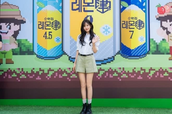 아이브 안유진, 성수동 '순하리찐 아일랜드' 방문...이색적인 브랜드 탐험