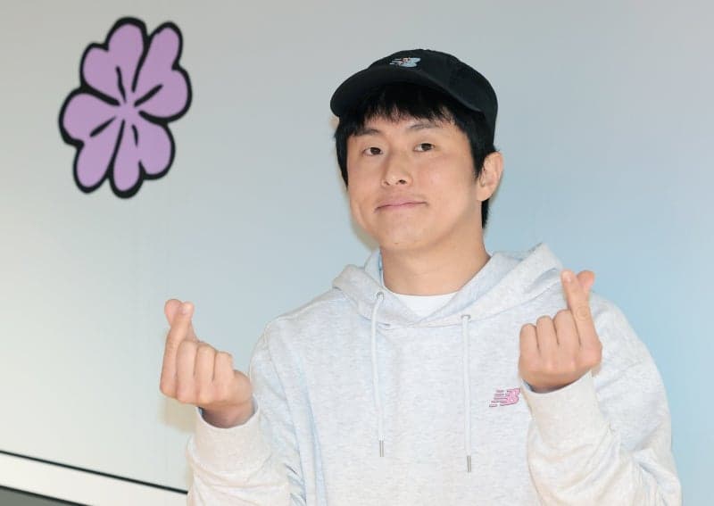 “1억 5000만원에 팔아요”…중고 마켓에 등장한 기안84 그림 '별이 빛나는 청담' 논란