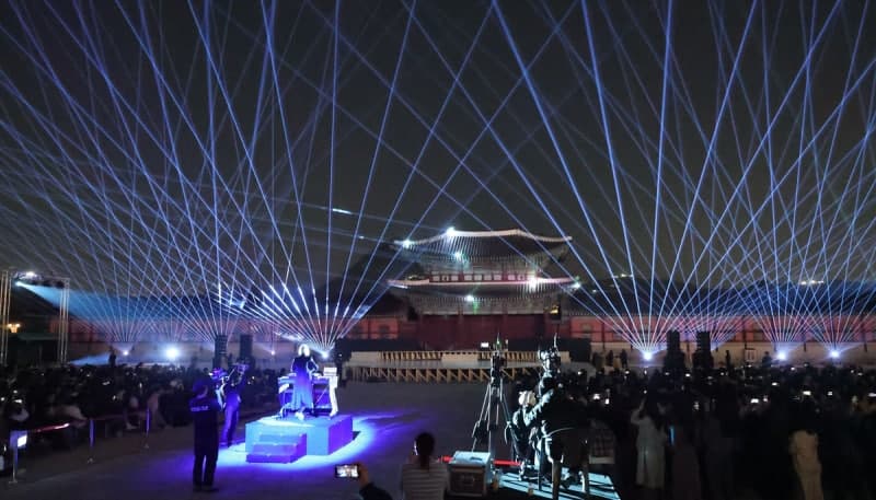 올봄 궁중문화축전 72만 5천 명 방문…"역대 최다, 외국인 관람객 늘어"