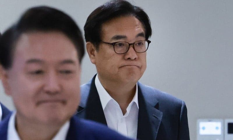 정진석, '친윤 논란'에 보선 후보 신청 철회…"백의종군하겠다"