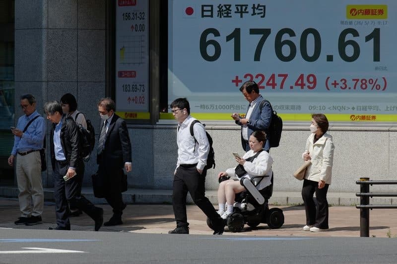 日닛케이 6% 랠리 '불기둥'…6만2천선 첫 돌파, 사상 최고치 경신