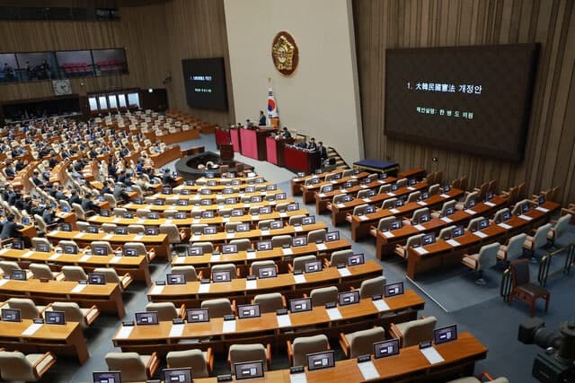 국힘 불참에 '5·18 헌법 전문 수록' 개헌 무산…광주 "5·18 정신 모욕, 정치적 배신"