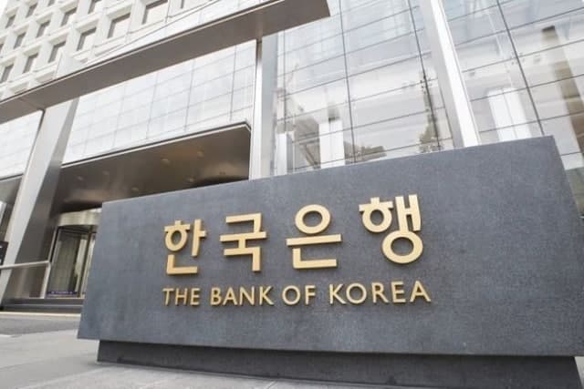 반도체 수출 견인, 3월 경상흑자 역대 최대