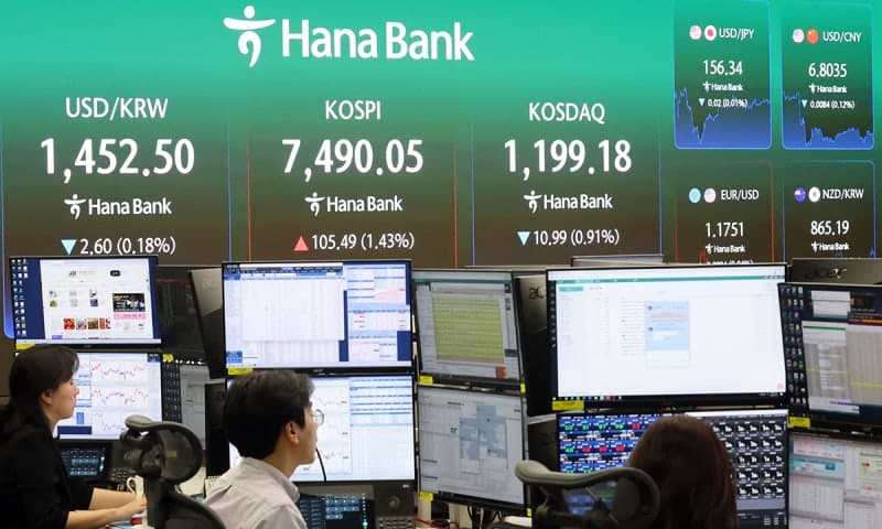 코스피 7500 눈앞에 "너무 올랐나"…블랙록 '코리아ETF'서 사상 최대 자금 유출