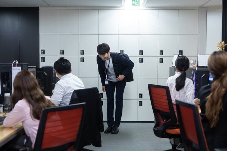 "부장님, 2시간 일찍 퇴근하겠습니다"...내년부터 연차 '시간 단위' 사용 가능, 4시간 근무 시 휴게시간 없이 바로 퇴근