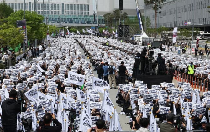 전삼노 "내부 목소리 입막음"…삼성전자 노노갈등 확산, 노조 분열 깊어져
