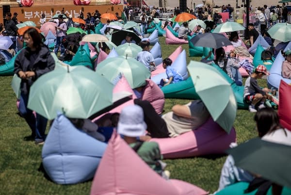 어버이날 맑고 깨끗한 하늘, "부모님 모시고 나들이 가자"…강원도엔 강풍과 비
