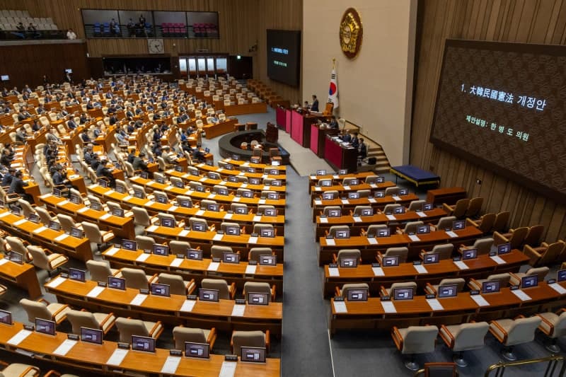 개헌안 표결 국힘 불참에 무산…'표결 불참' 놓고 설전, 오늘 국회 재상정 전망