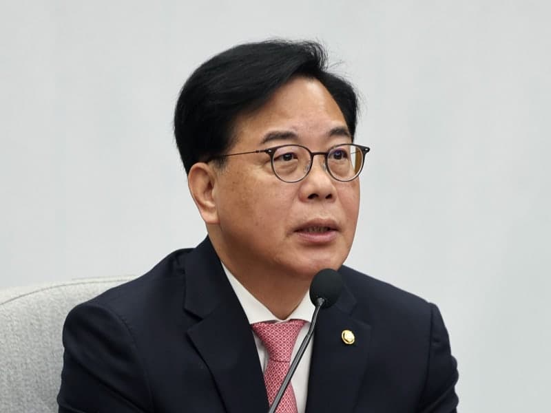 송언석 "민주당, '더불어오만당'…다채로운 망언으로 국민 무시"