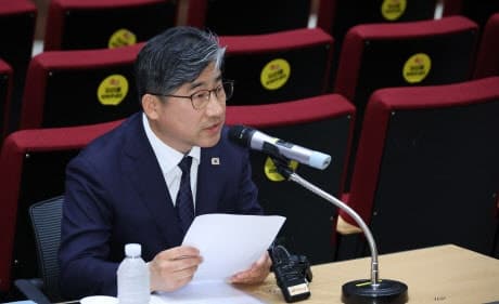 류덕현 "부채비율만 보는 건 착시…韓 재정 여력 충분"