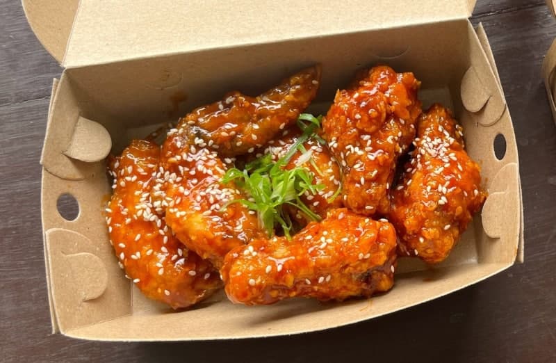 "치킨값 계좌이체 할게요" 잠적한 20대, '배달기사 위장' 본사 직원에 딱 걸렸다