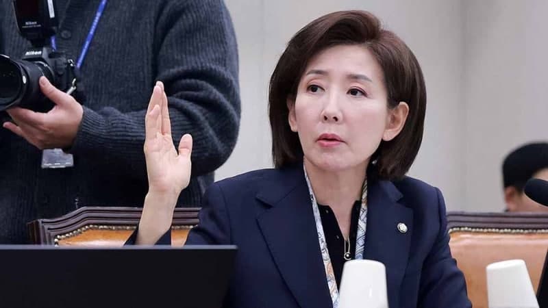 이재명, 헬기 이송 의혹 권익위 발표에 '국민의 목숨'