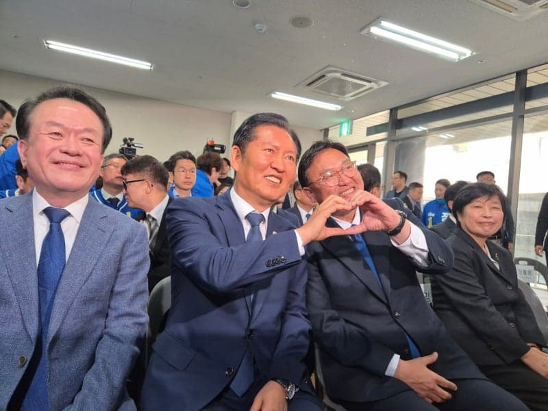 정청래 "노무현 깃발 꽂고 이해찬이 가꾼 세종시...행정수도특별법 완성할 것"