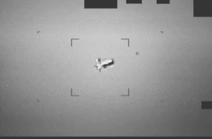 미 정부, UFO 파일 공개…아폴로 17호 촬영 달 상공 미확인 물체 포함