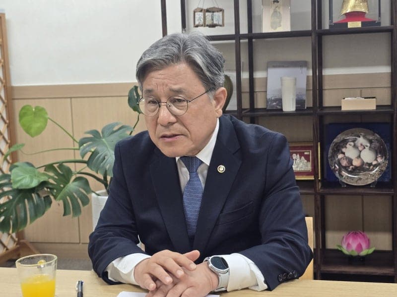 허민 국가유산청장, "종묘 앞 재개발, 서울시 HIA 거부 시 법적 대응" 경고