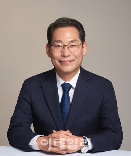 '측근 정치자금 감찰' 손훈모 민주당 순천시장 후보 자격 유지, 공천 받는다