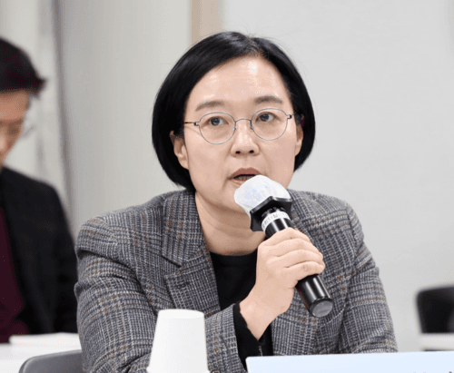 한성숙 중기부 장관, 신보중앙회서 현장 소통…"소상공인 금융 안전망 역할 강화" 강조