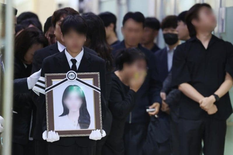 “왜 혼자 도망쳤냐” 목 찔리고도 여고생 구한 17세 소년 울린 악플 테러…광주시는 ‘의사상자’ 지정 추진
