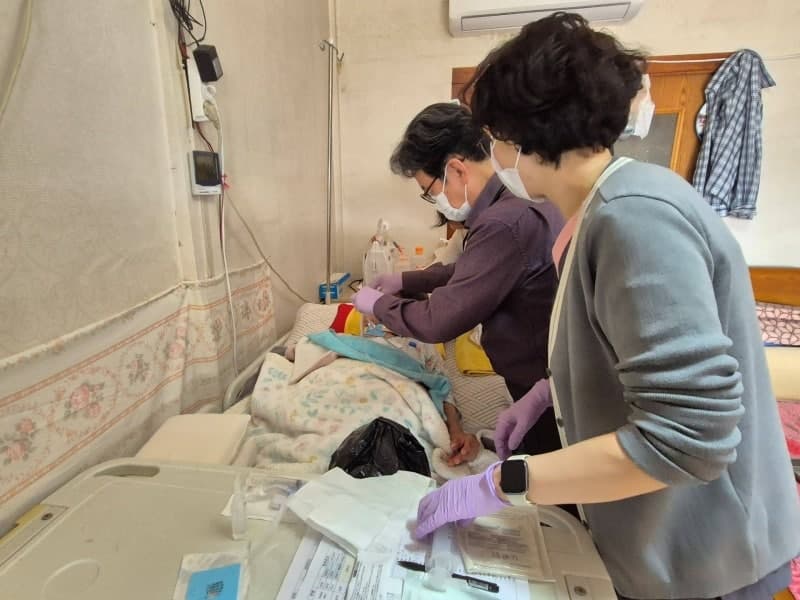 전남도, 찾아가는 노인의료 강화…장기요양 재택의료센터 참여기관 확대 추진