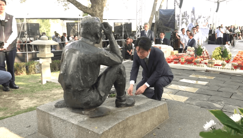 대만 총통, 日식민 기술자 헌화…中 "굴종적 아첨 외교" 비난