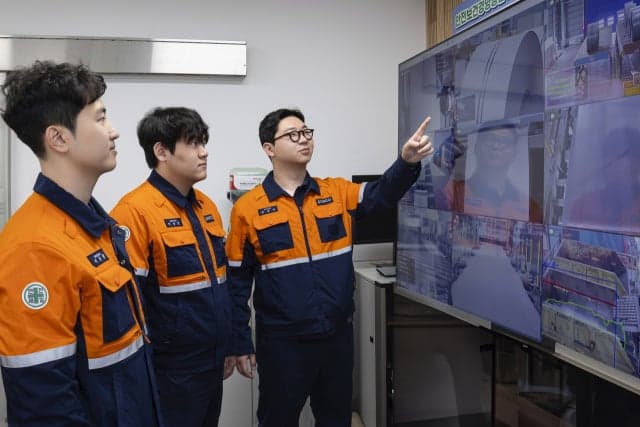 포항제철소, 'AI 감시자' 100대 도입…스마트 제철소 전환 가속
