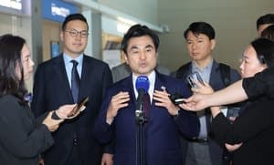 안규백 국방장관, 美 워싱턴 도착…헤그세스와 전작권·핵잠 등 난제 논의