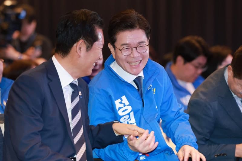 與, 서울 공천자 대회서 "서울에서 가장 거세게 파란 바람 불어야" 정청래·정원오 "지방정부 실력 교체" 한목소리
