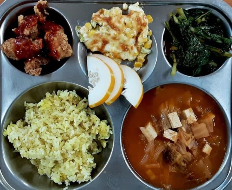 대전 초등학교 급식 후 19명 구토·발열…학생 16명 등교 못 해 보건당국 역학조사