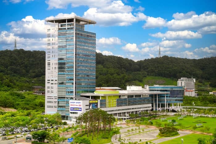 전남도, 석유화학·철강산업 위기 극복 위해 58억 원 지원 및 맞춤형 지원 강화