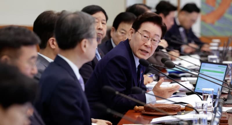 李대통령, 내년 예산안 "저효율 사업 최대한 줄여야" 강조